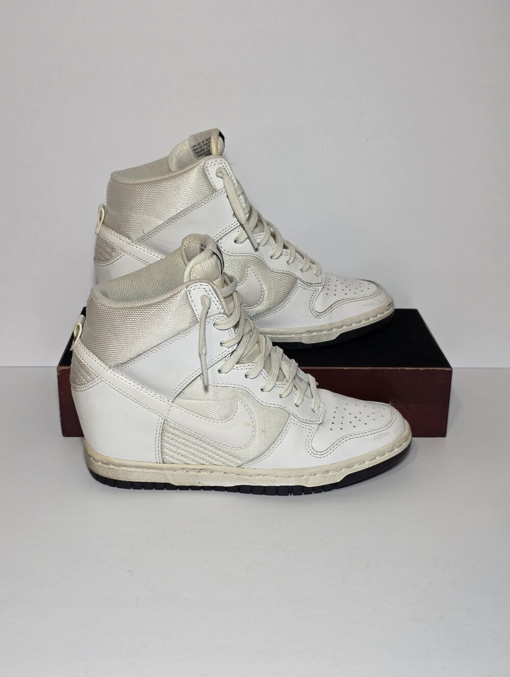 Nike Dunk Sky Hi Essential White Hidden Wedge High Top Sneakers Size 6 Womens